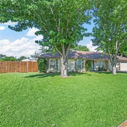Buy this 3 bed house on 1018 Kane St in Benbrook, Texas