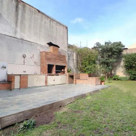Buy this 4 bed house on Bahía Blanca 2670 in Villa Devoto, 1417 Buenos Aires