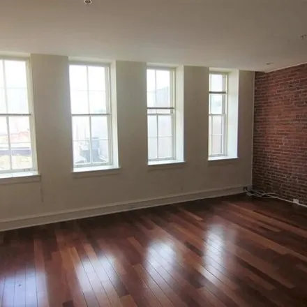 Image 2 - 59 N 3rd St Apt 4F, Philadelphia, Pennsylvania, 19106 - Apartment for rent