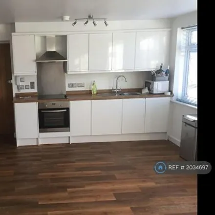 Image 4 - 15 Hillside Road, Burnham-on-Crouch, CM0 8EY, United Kingdom - Apartment for rent