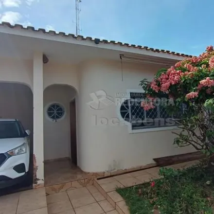 Buy this 5 bed house on Rua dos Bombeiros in Vila Maria, São José do Rio Preto - SP