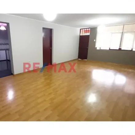 Rent this 3 bed apartment on Estadio Ricardo Palma in Jirón Los Cardos, Carabayllo