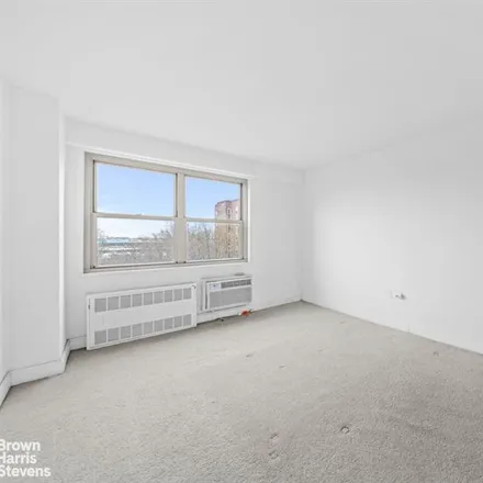 Image 5 - 400 COZINE AVENUE 6F in East New York - Apartment for sale