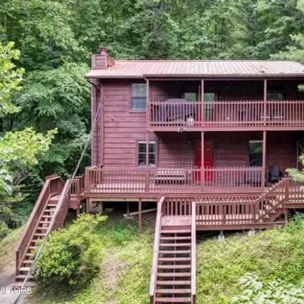 Buy this 2 bed house on 2777 Mountain View Cir in Sevierville, Tennessee