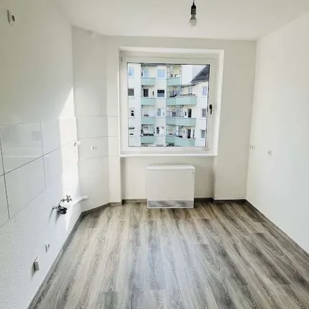 Rent this 3 bed apartment on Dreieckstraße 2b in 58097 Hagen, Germany