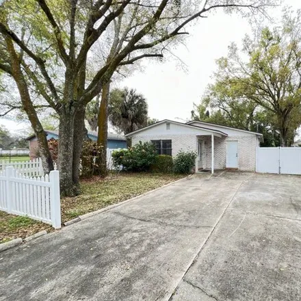 Buy this 3 bed house on 2917 East Lake Avenue in Altamira Heights, Tampa
