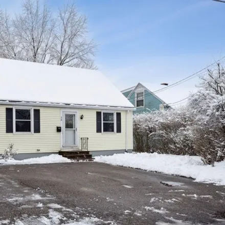 Buy this 3 bed house on 16 Arundel Road in Portland, ME 04103