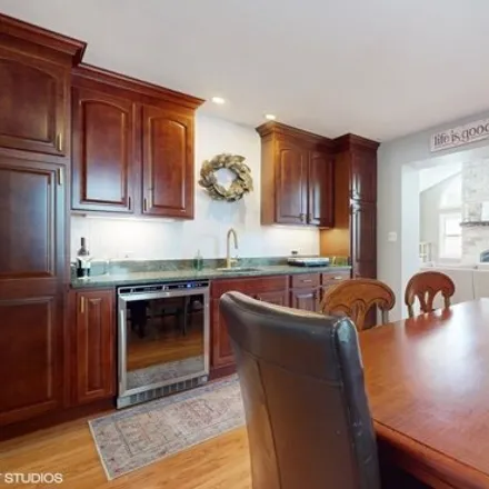 Image 7 - 6757 North Oxford Avenue, Chicago, IL 60631, USA - House for sale