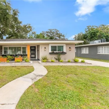 Buy this 3 bed house on 3949 North Clearfield Avenue in Arlington Heights West, Tampa