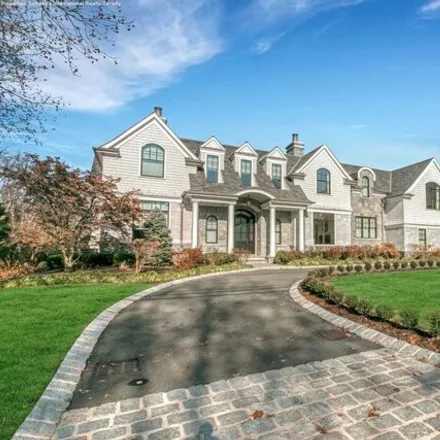 Buy this 7 bed house on 207 Buckingham Road in Tenafly, NJ 07670