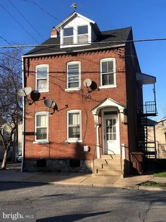 Rent this 2 bed house on 796 Union Street in Lancaster, PA 17603