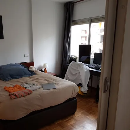 Rent this 4 bed room on Carrer de Londres in 6, 08001 Barcelona