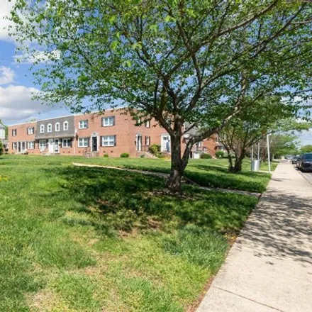 Image 3 - 2429 Iverson Street, Hillcrest Heights, MD 20748, USA - Condo for sale