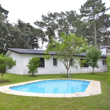 Image 4 - De Los Eucaliptus 3508, 20100 Punta Del Este, Uruguay - House for sale