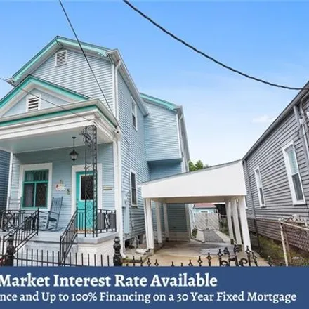Buy this 3 bed house on 3006 Banks Street in New Orleans, LA 70119