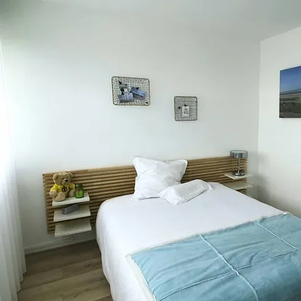 Rent this 1 bed apartment on Le Touquet-Côte d'Opale in Avenue des Canadiens, 62520 Le Touquet-Paris-Plage
