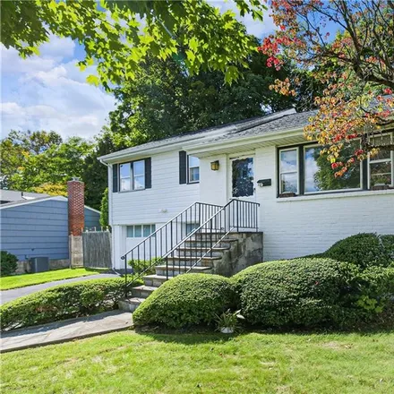 Buy this 3 bed house on 29 Albemarle Road in Ridgeway, City of White Plains