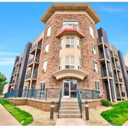 Buy this 3 bed condo on Uflats in 2600 Southeast University Avenue, Minneapolis