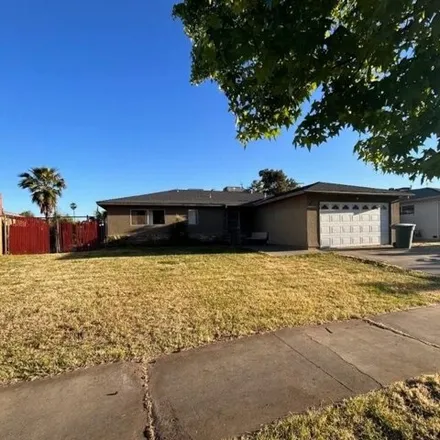 Buy this 3 bed house on 1840 Phoenix Way in Merced, CA 95348