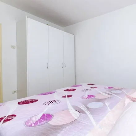 Rent this 2 bed apartment on 21320 Baška Voda