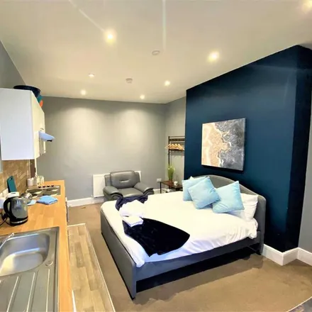 Image 3 - Brices, 30C Western Road, Brighton, BN3 1AF, United Kingdom - Apartment for rent