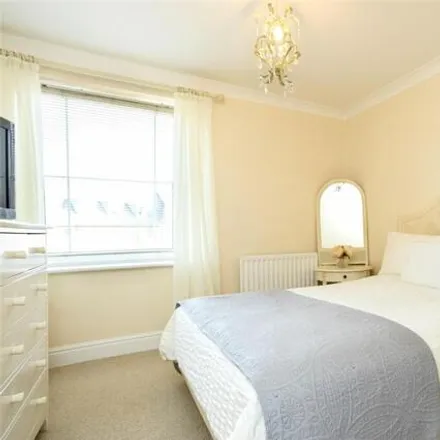 Image 4 - Mortley Close, Tonbridge, TN9 1ET, United Kingdom - Apartment for sale