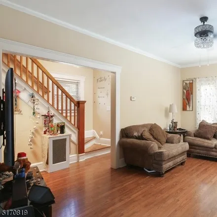 Image 7 - 498 West Curtis Street, Linden, NJ 07036, USA - House for sale