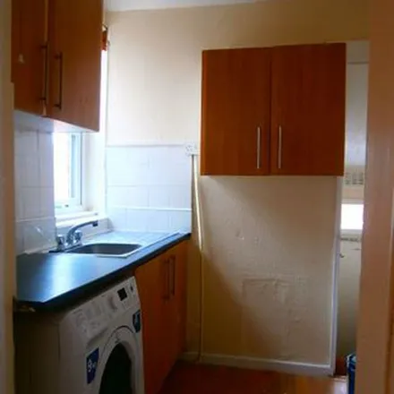 Image 6 - Glentress Mews, Bolton, BL1 5JS, United Kingdom - Apartment for rent
