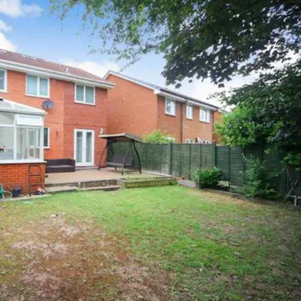 Image 8 - Woodbury Grove, Monkspath, B91 3XA, United Kingdom - Duplex for rent