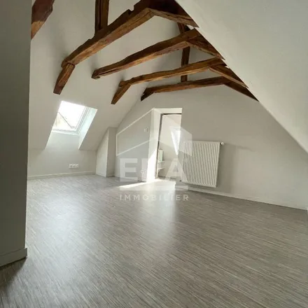 Rent this 4 bed apartment on 5 Impasse Carnus in 12000 Rodez, France