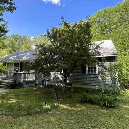 Image 2 - 14 Trask Mountain Road, North Wolfeboro, Wolfeboro, NH 03894, USA - House for sale