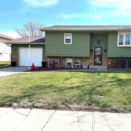 Buy this 4 bed house on 1336 Valerie Avenue in Holdrege, NE 68949
