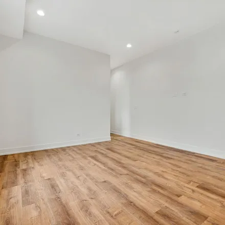 Image 4 - St Hedwigs Recotry, 2219 North Hamilton Avenue, Chicago, IL 60647, USA - Apartment for rent