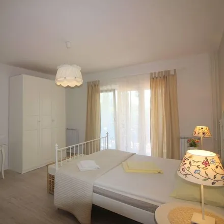 Image 3 - 52440, Croatia - Apartment for rent