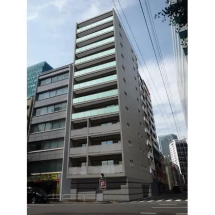 Rent this studio apartment on 塩生姜らー麺専門店　MANNISH in Sotobori-dori Avenue, Kanda-Tsukasamachi 2-chome