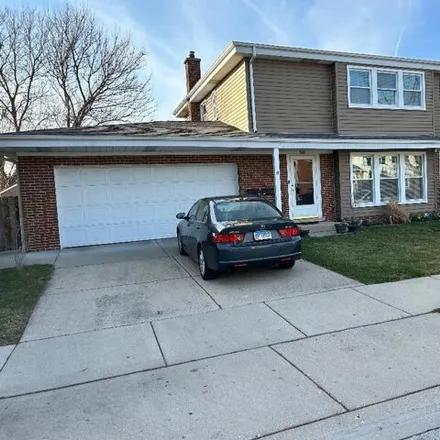 Rent this 3 bed house on 9244 Courtland Drive in Niles, IL 60714