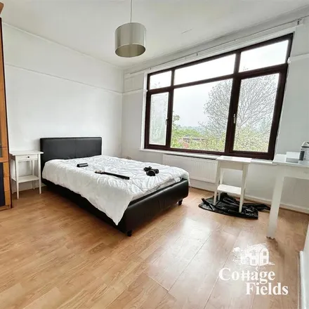 Rent this 4 bed house on 57 Slades Gardens in London, EN2 7DP