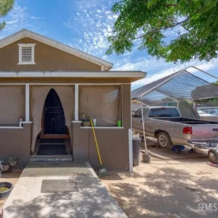 Buy this 2 bed house on 336 Buchanan Street in Wallace Center, Kern County