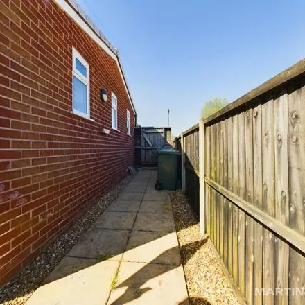 Image 6 - 13 Arnot Way, Bebington, CH63 8LP, United Kingdom - House for sale