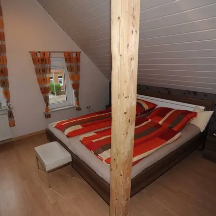 Rent this 3 bed apartment on Leer (Ostfriesland) in Bahnhofstraße, 26789 Leer