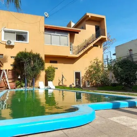 Buy this 4 bed house on 28 - Progreso 4849 in Villa Bernardo de Monteagudo, B1672 AXF Villa Lynch
