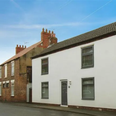 Buy this 3 bed house on Snaith in George Street, DN14 9HY