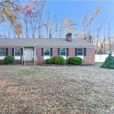 Buy this 4 bed house on 5 Cameron Drive in Newport News, VA 23606