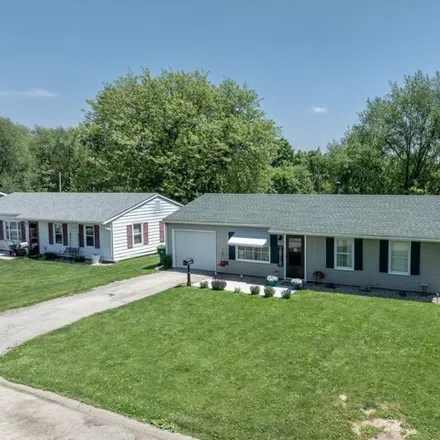 Buy this 3 bed house on 1549 Meadow Drive in Galesburg, IL 61401