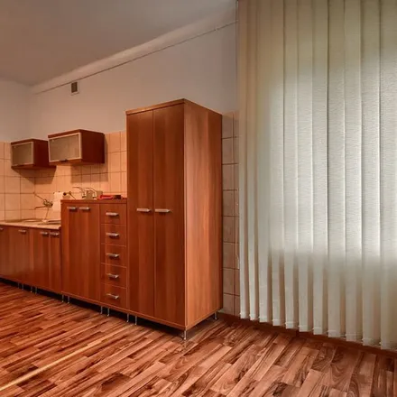 Image 4 - Plac Najświętszej Maryi Panny 3, 25-012 Kielce, Poland - Apartment for rent