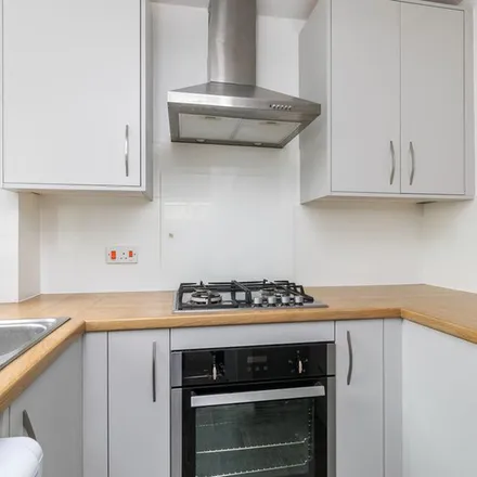Rent this 1 bed apartment on Lowden Close in Winchester, SO22 4EW
