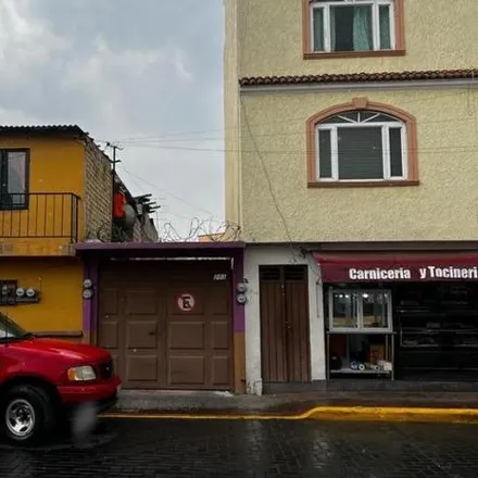 Rent this 2 bed house on Calle Vicente Guerrero 11 in San Salvador Tizatlalli, 52172 Metepec