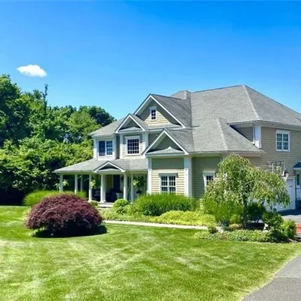 Buy this 5 bed house on 45 Fieldstone Way in Southbury, CT 06488