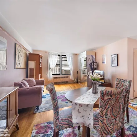 Buy this studio apartment on 330 EAST 80TH STREET 4A in New York