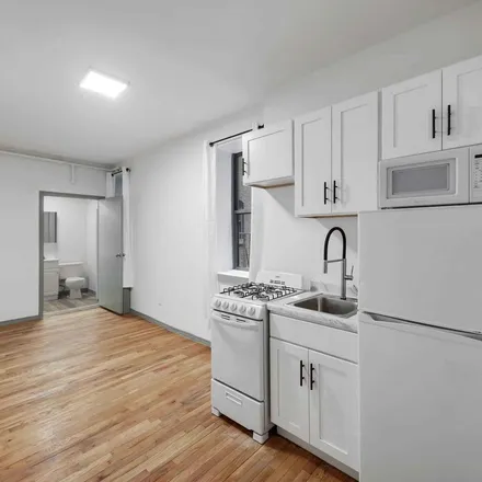 Image 6 - 116 West 71st Street, New York, NY 10023, USA - Townhouse for rent